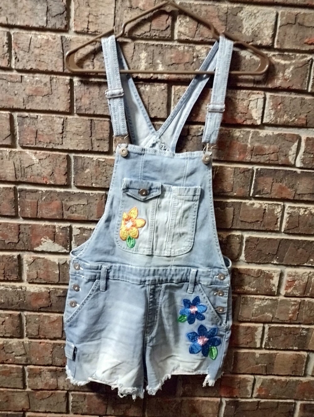 No Boundaries Embroidered Flowers Denim Bib Overalls Shorts CutOff Juniors 11/13